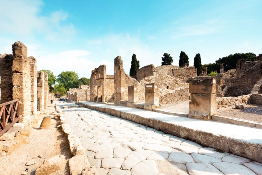 From Rome: Pompeii & Amalfi Coast Full-Day Trip - Entering Pompeii with an official guide