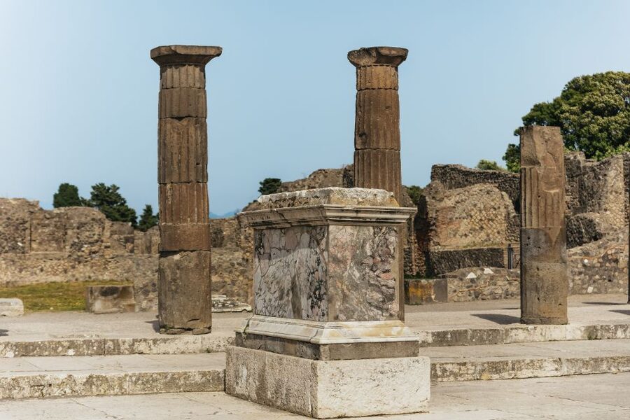 From Rome: Pompeii Day Trip with Optional Vesuvius and Lunch - Choosing your Vesuvius experience