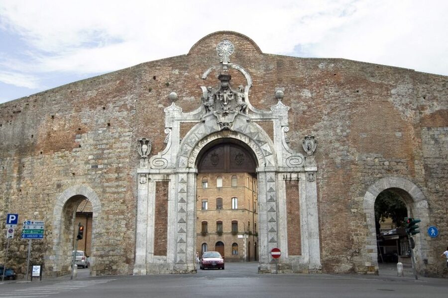 From Rome: Siena & San Gimignano Semiprivate Day Trip - Chianti wine, local food, and the midday gap