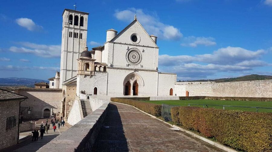 From Rome: Umbria, Assisi and Orvieto Day Tour - St. Francis, Saint Clare, and the basilica