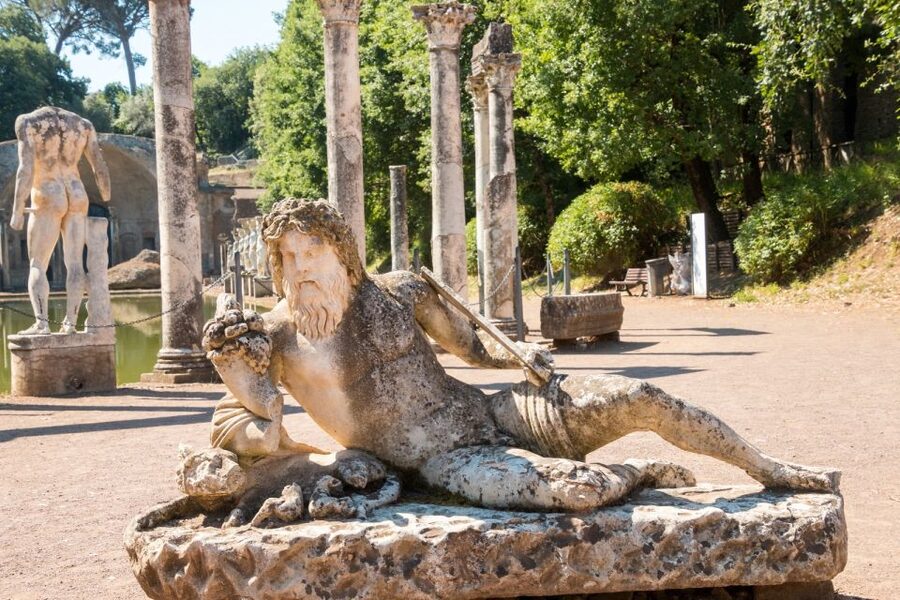 From Rome: Villa d'Este and Hadrian's Villa Tour with Lunch - Who will get the most from this day trip