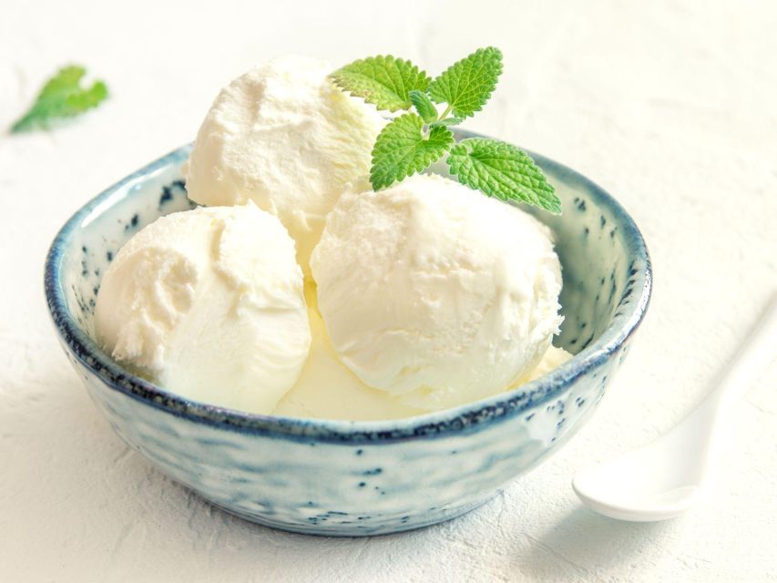 Gelato and Pasta Cooking Class in Rome - Piazza Navona - The gelato lesson comes first