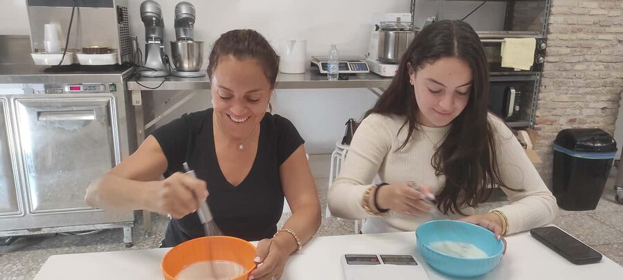 Gelato Cooking Class in Rome - Create & Taste Italian Gelato - Key Points