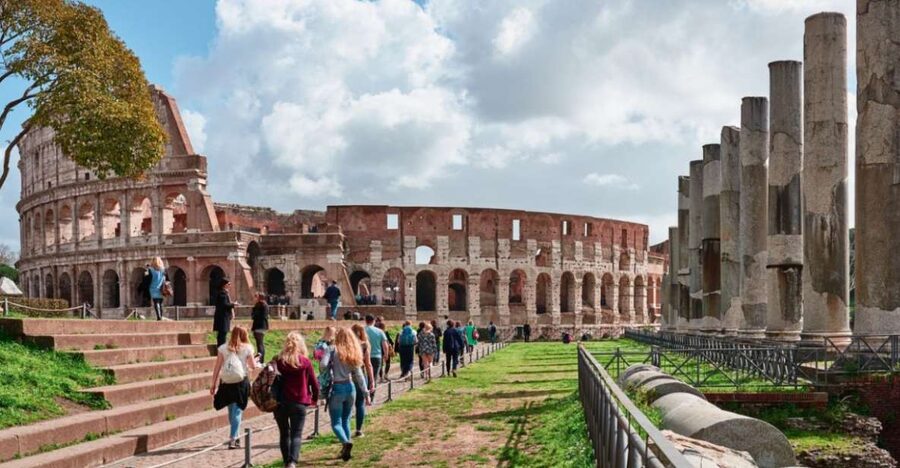 Gladiators & Saints: Colosseum Arena and St. Peter's Prison - Key points to know before booking
