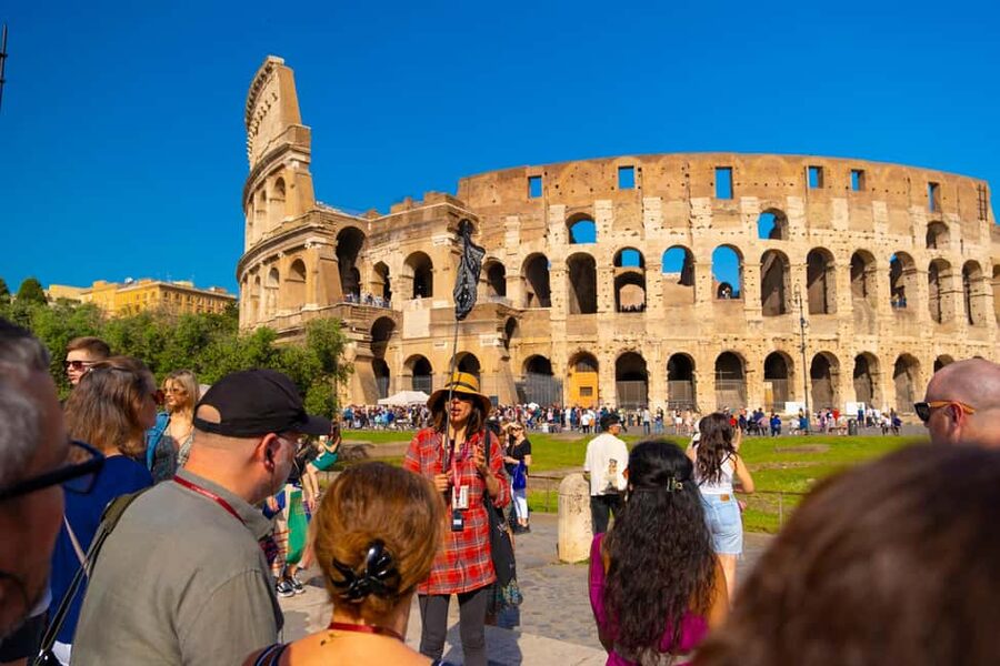 Guided Tour to the Palatine Coliseum and Roman Forum - The Roman Forum: where ancient Rome conducted business