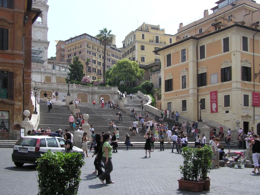 Heart of Rome: Private Walking Tour - Entering the Pantheon