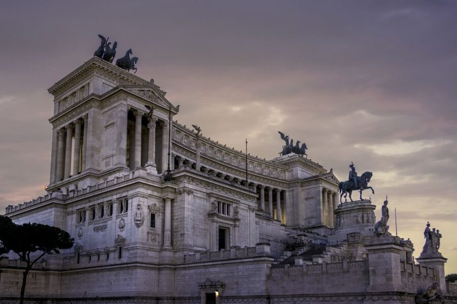 Highlights of Rome: Historical Center Walking Tour - Campo de’ Fiori and Rome’s everyday side