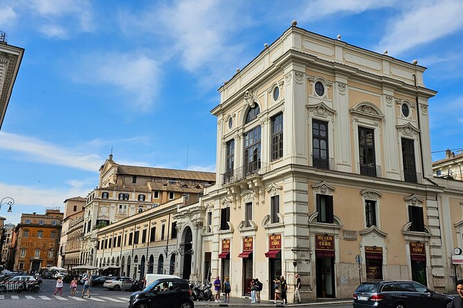 Historical Walking Tour in Rome City Center with Hidden Gems - The Pantheon connects ancient Rome with Christian Rome