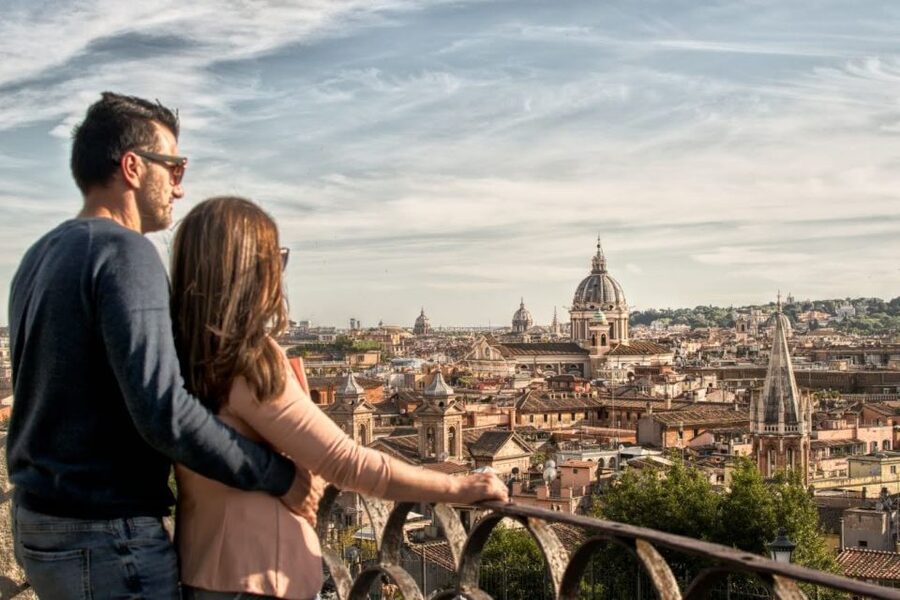 In Rome like a star: e-bike tour with photo shoot - Why this Rome bike tour feels different