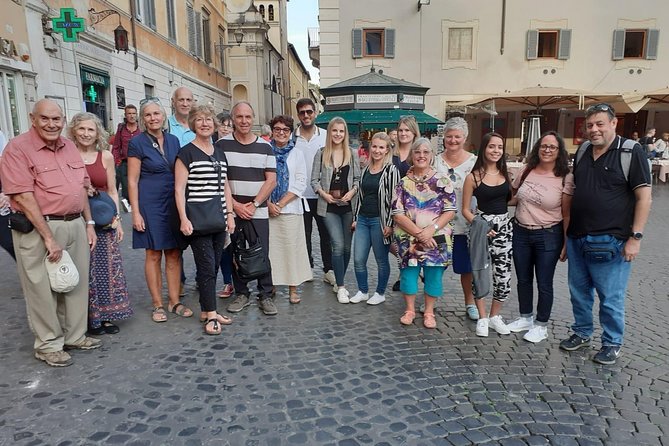 Jewish Ghetto and Trastevere Tour Rome - Piazza Farnese and the value of short stops