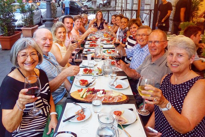 Jewish Ghetto & Piazza Navona: Food, Wine & Sightseeing Rome Tour - Campo de’ Fiori, pizza, and Roman street life