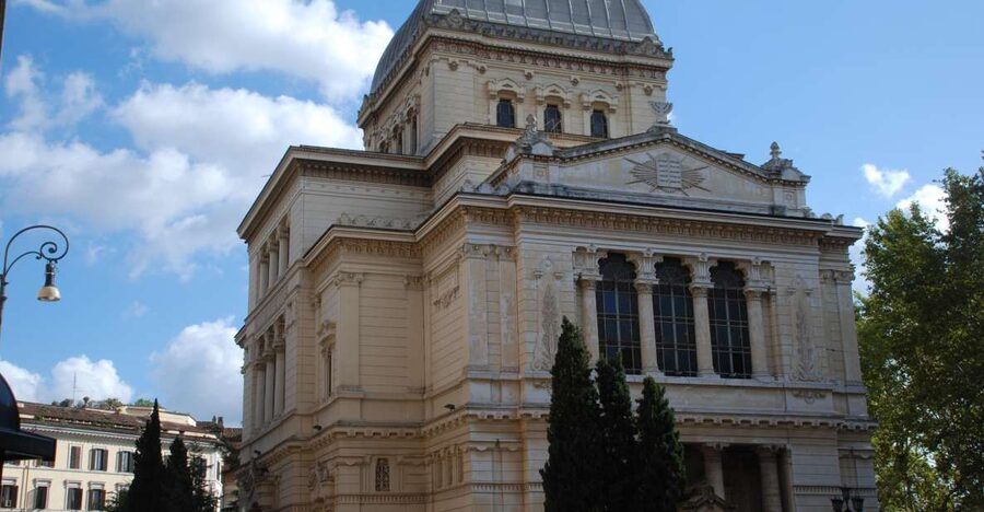 Jewish Rome District, Old Ghetto and Trastevere Private Tour - Piazza Mattei and the old Ghetto