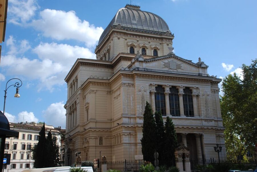 Jewish Rome District, Old Ghetto and Trastevere Private Tour - Starting beside the Theater of Marcellus