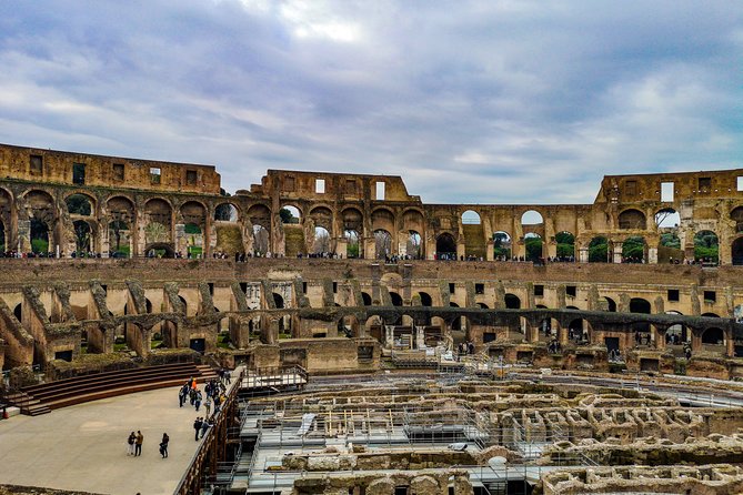 Kids-Tailored Tour of the Colosseum Roman Forum & Palatine Hill - Walking through the Roman Forum
