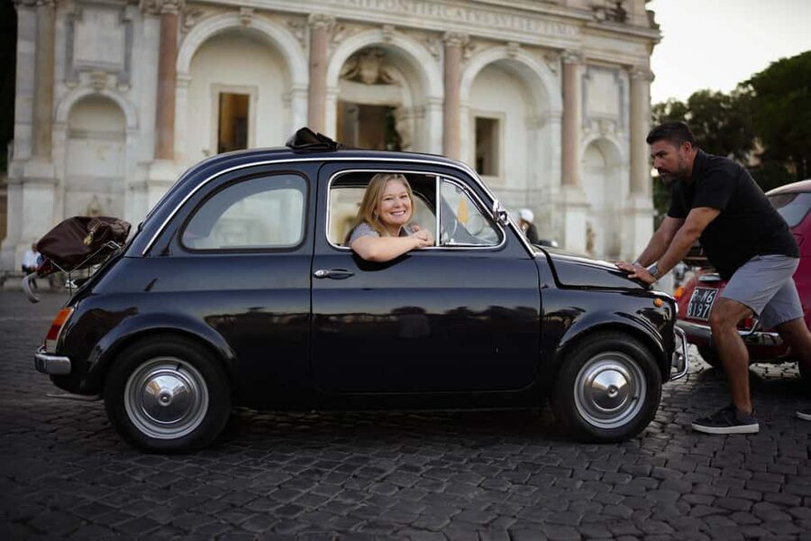 La Dolce Vita: Cruising Rome in a Classic Fiat 500 - What the guides add to the ride