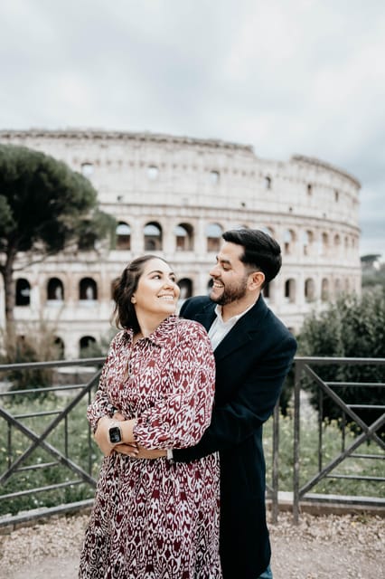 Mini Photo-session at Colosseum with Photographer - Why timing matters at the Colosseum