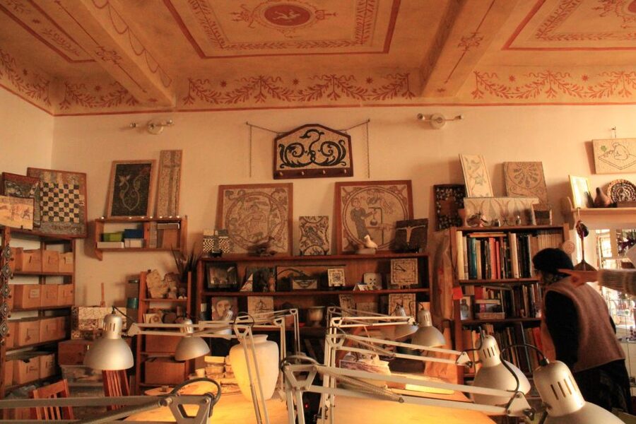 Mosaic-Making Workshop in Rome's Trastevere - A Small Group Makes the Instruction Better