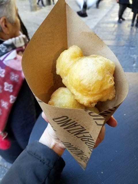 Napoli street food walking tour - Starting at Piazza del Plebiscito