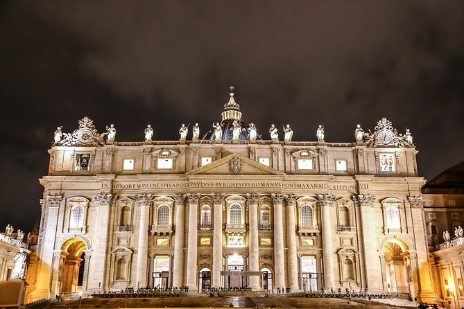 Night Tour of Rome with Local Pizza Dinner and Gelato Experience - What the minivan format feels like