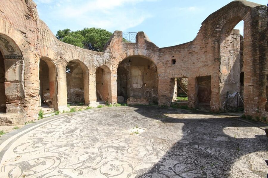 Ostia Antica: Hidden City Guided ENGLISH Tour with Transfer - Why Ostia Antica makes sense from Rome