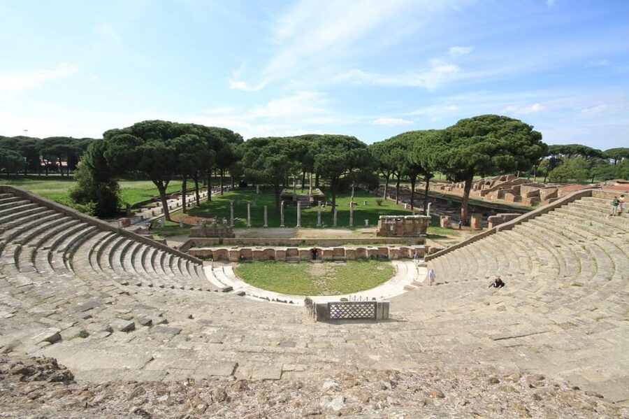 Ostia Antica: Hidden City Guided ENGLISH Tour with Transfer - Staying longer or adding Ostia Beach