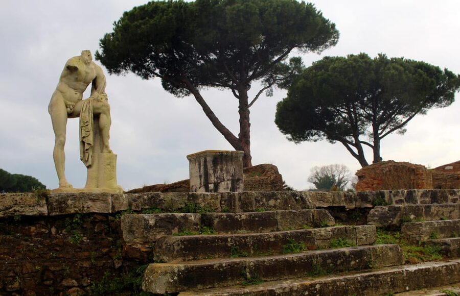 Ostia Antica: Small group tour from Rome - Starting at Ostiense Station and taking the local train