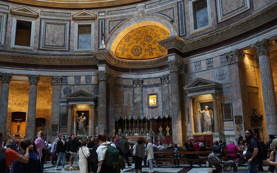Pantheon Audio Guided Tour: Endless Imperial Rome Experience - Who should book this Pantheon audio tour?