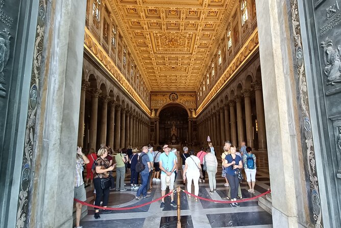 Pope Francis Tomb and Papal Basilicas Tour - Clothing, prayer, and practical planning