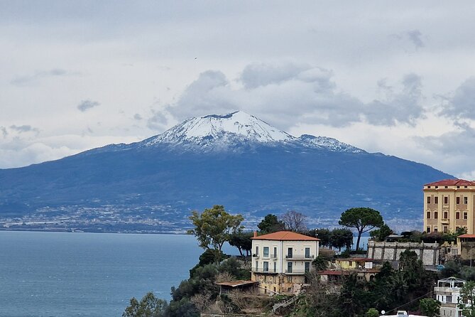 Private daytour medieval castles from Civitavecchia port - Ceri, a rock-top village in 30 minutes