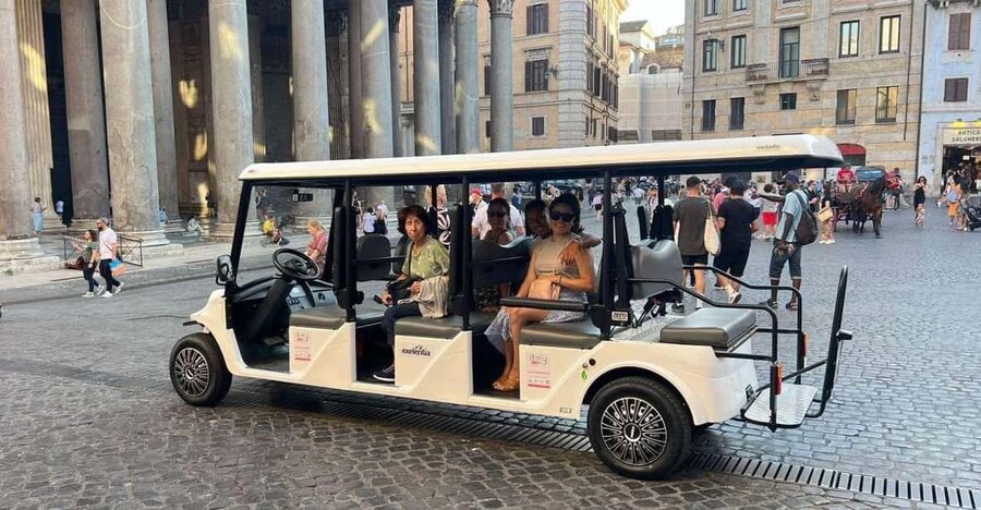 Private Golf Cart Tour: Discover Rome's Best Highlights - The Colosseum and the ancient heart of Rome
