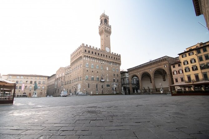 Private Tour: Florence and Pisa from Rome Full-Day - Ponte Vecchio and Piazza della Signoria bring Florence to life