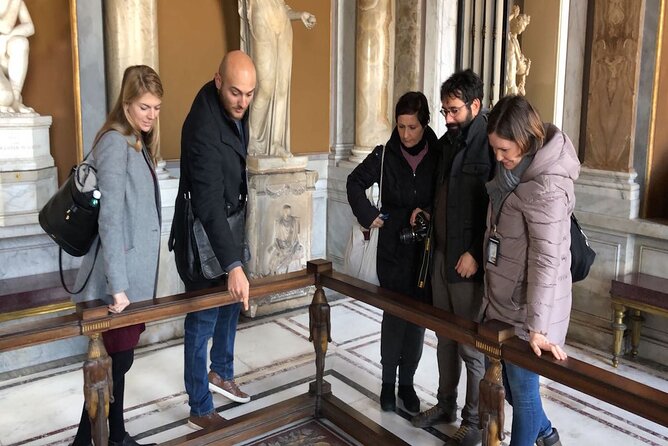 Private Vatican Highlights Guided Tour with Sistine Chapel - St. Peter’s Basilica Through the Direct Passage