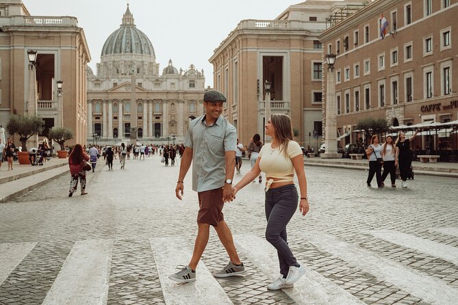 Professional Photoshoot in Rome - The Colosseum: the strongest first backdrop