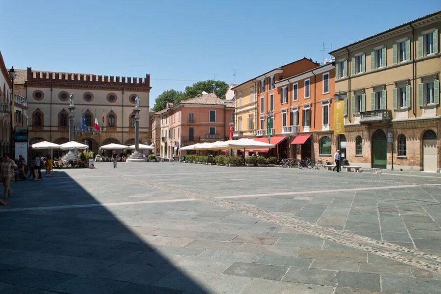 Ravenna: Private City Top Sights and Monuments Walking Tour - Key points to know before booking