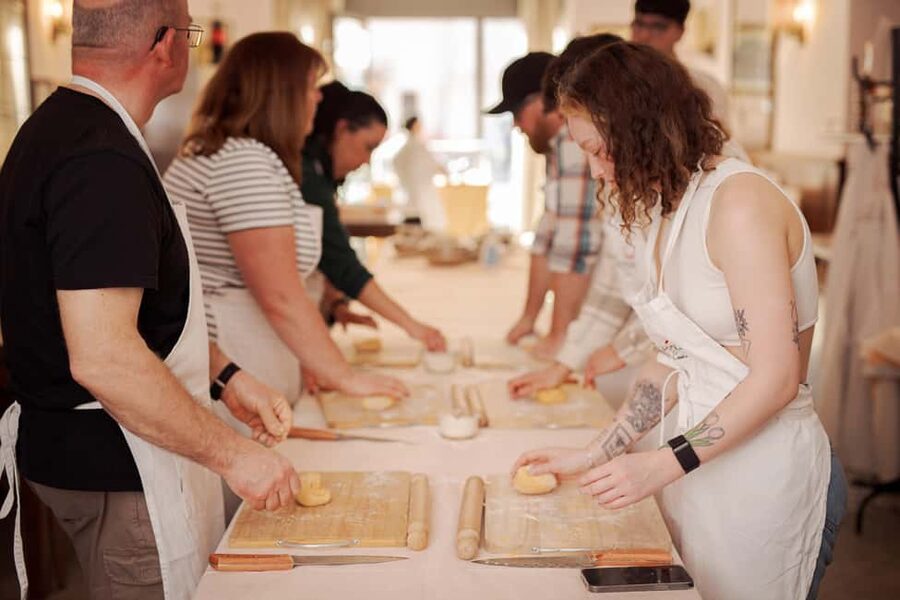 Ravioli Cooking Class in Rome - Piazza Navona - Butter and sage or tomato sauce