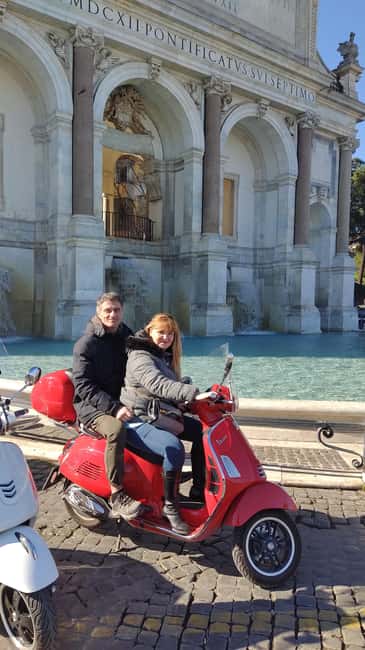 RENTA A VESPA - The Vespa Primavera 125cc and the one-day format