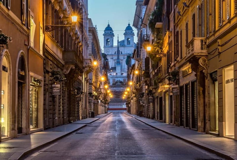 Roamin’ Around Rome Guided Tour - Piazza Navona, where Rome turns theatrical