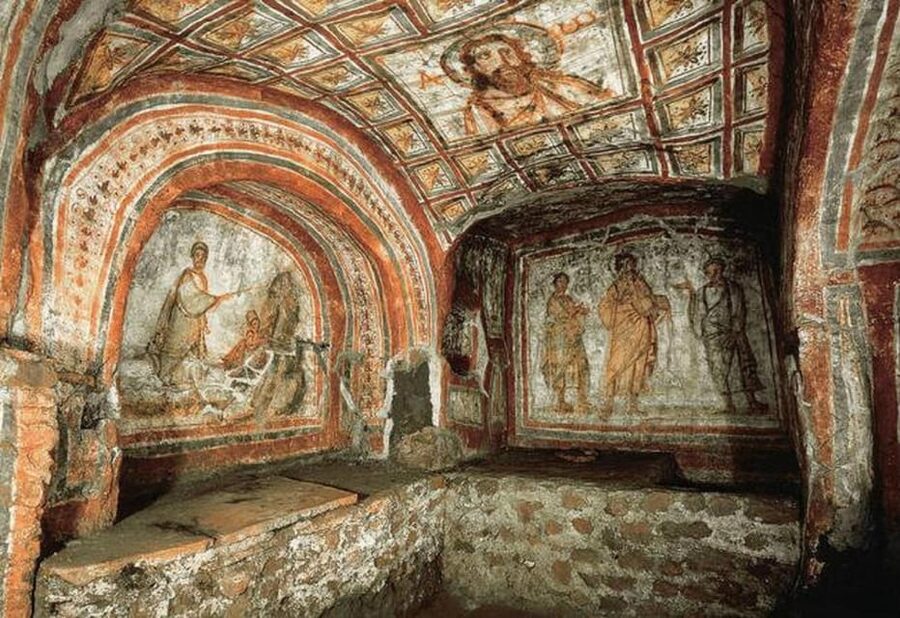 Roma: DELUXE Appian Way Bike Tour, Catacombs Visit & Lunch - Cecilia Metella and the Circus of Maxentius