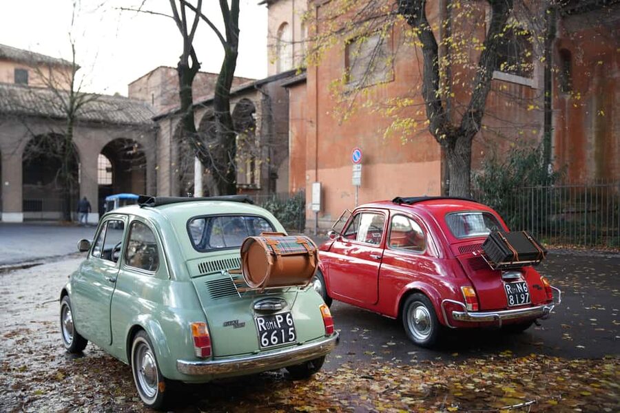 Roma: Fiat500 & Aperol Spritz Photo tour - Fontana dell’Acqua Paola in ten minutes