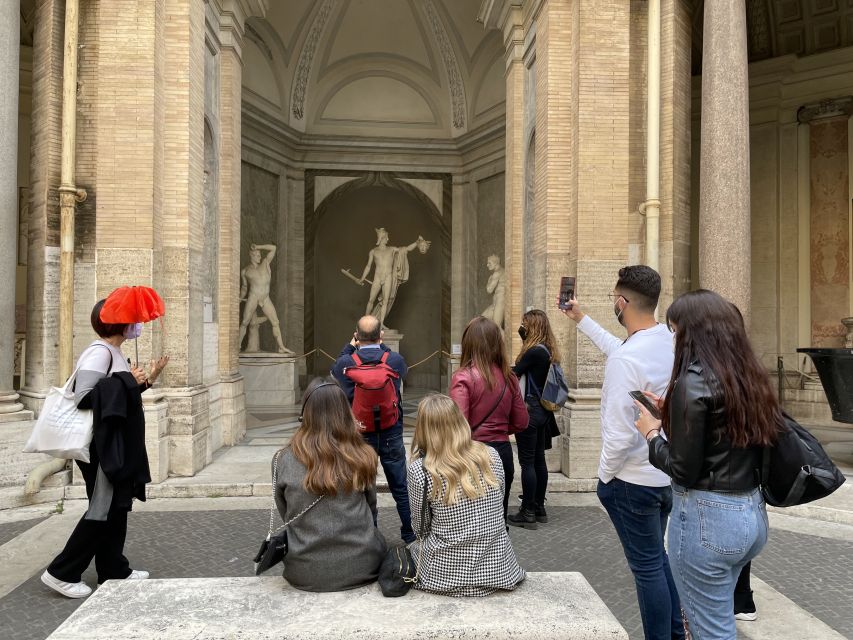 Roma Museo Vaticano y Capilla Sixtina Tour guiado - Starting at the Vatican Museums