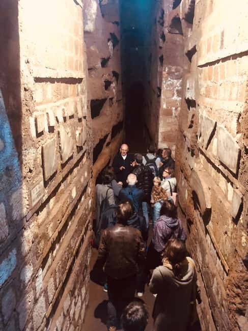 Roman Catacombs Guided Tour with Transfer - What you see below the Appian Way