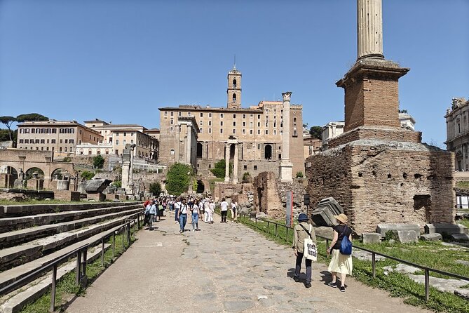 Roman Forum Myths and Legends Private Guided Tour - Lacus Curtius and the Roman ideal of sacrifice