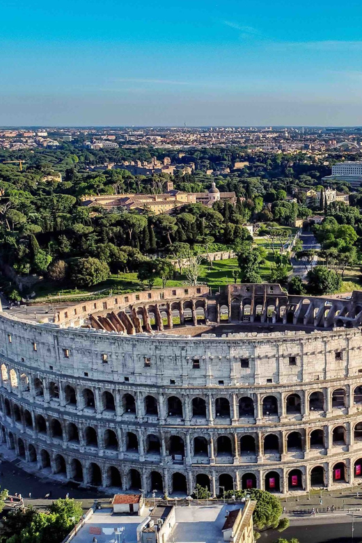 Rome: 1-Hour Fast Colosseum Tour - Entering the Colosseum through a faster route