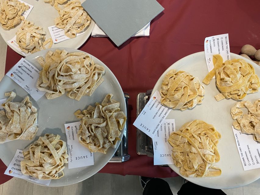 Rome: 1 Hour Pasta Making Class - Dietary Options and Comfort Details