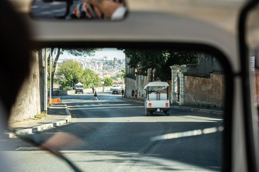 Rome: 2-Hour Vip Tuk-tuk tour with Hotel Pickup and Prosecco - Baths of Caracalla and the Roman city