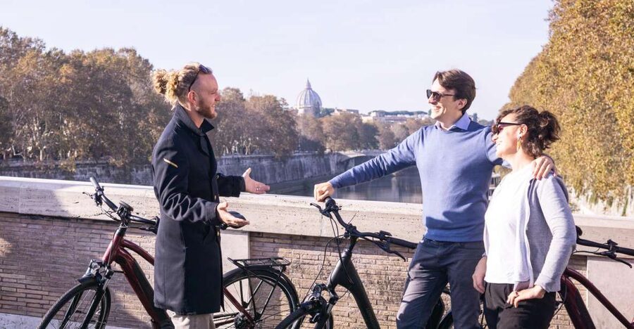 Rome: 3.5-Hour Small Group E-Bike Tour - Climbing Capitoline Hill for the best view