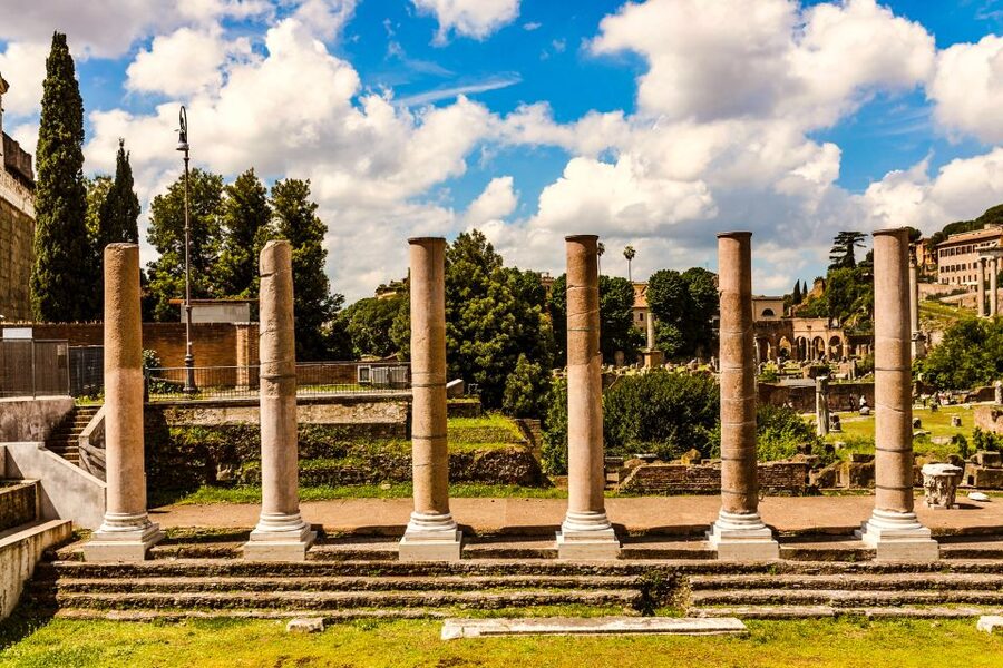 Rome 3-6hr Walking Experience with a Local: Private & Custom - A Rome walk built around your interests
