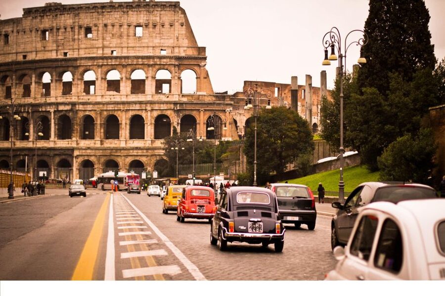 Rome: 3-Hour City Tour by Vintage Fiat 500 - The Colosseum, Roman Forum, and Via Cavour