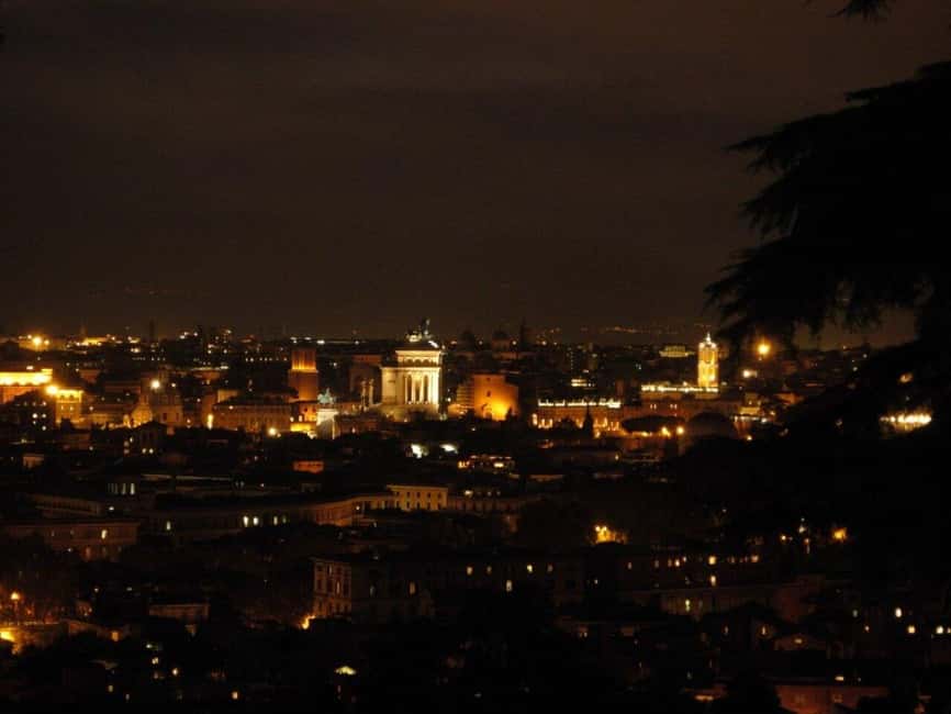 Rome After Dark: Private Luxury Night Tour by Car - Pantheon and Piazza Navona