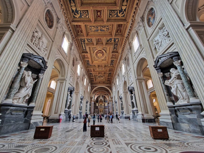 Rome: Ancient Jubilee in the 4 Major Basilicas - Starting at the Vatican and Entering St. Peter’s